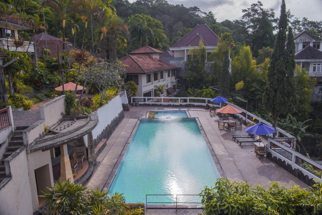 Foresta Inn Family Resort Prigen Εξωτερικό φωτογραφία