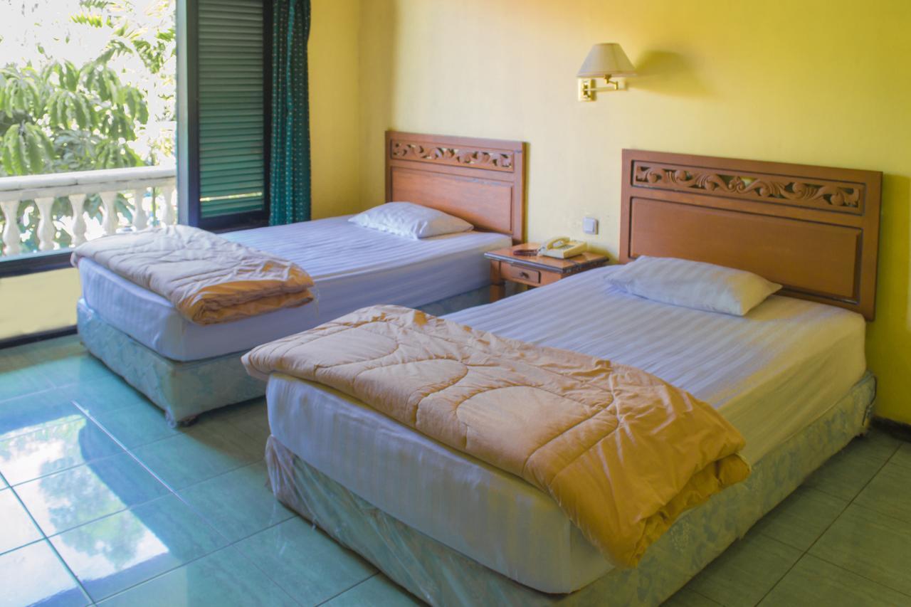 Foresta Inn Family Resort Prigen Εξωτερικό φωτογραφία