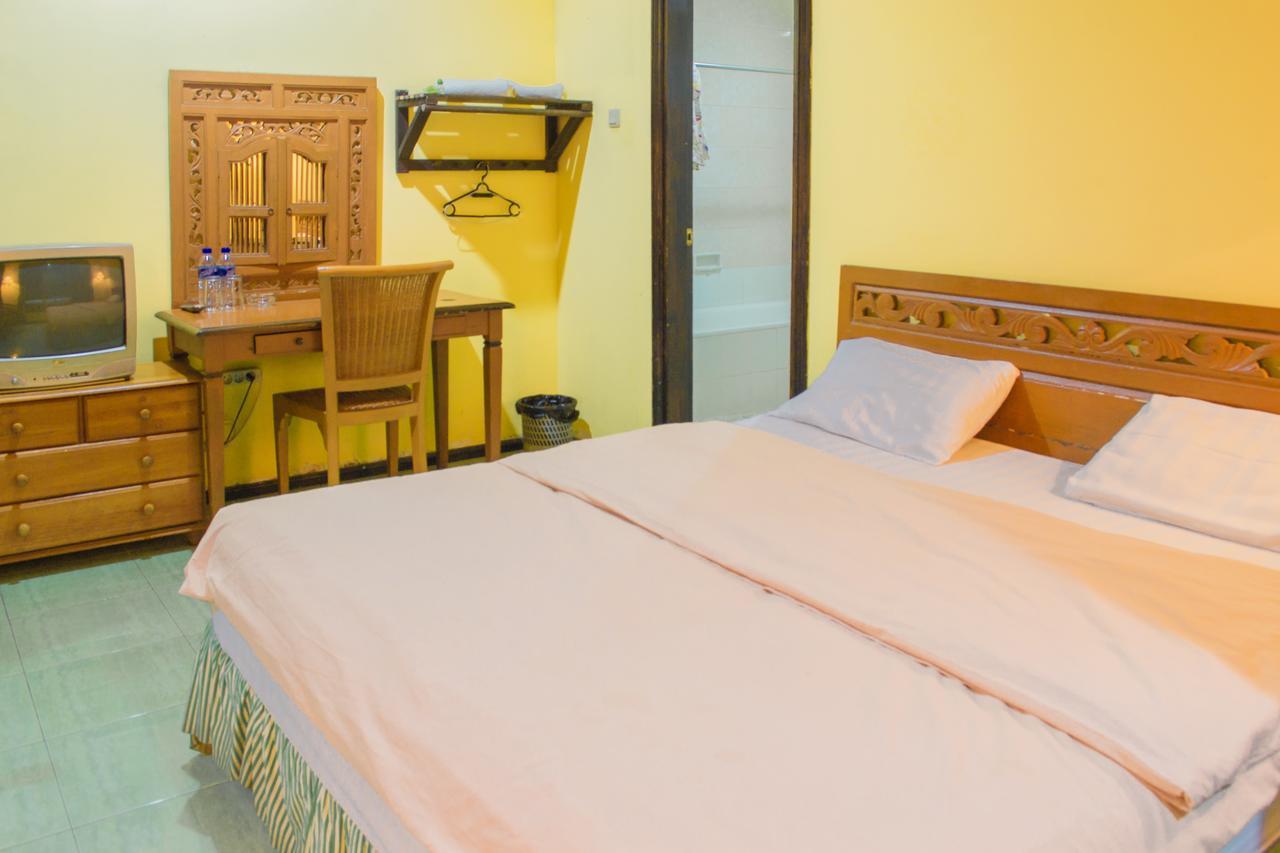 Foresta Inn Family Resort Prigen Εξωτερικό φωτογραφία